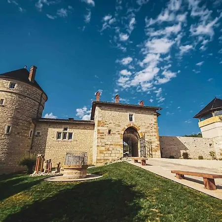 펜션 Maison A Treffort, Ain 트레포르
